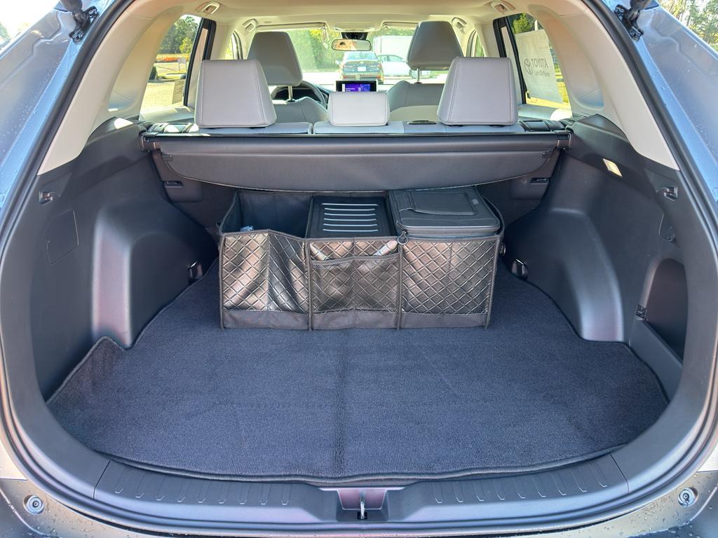 new 2025 Toyota RAV4 car