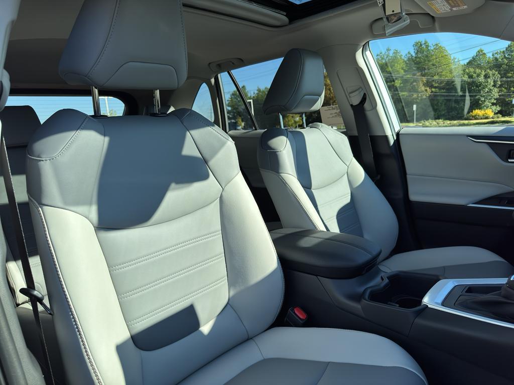 new 2025 Toyota RAV4 car