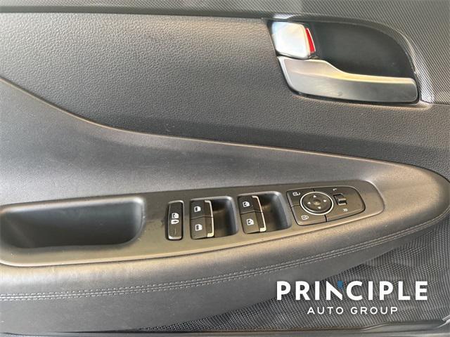 used 2023 Hyundai Santa Fe car, priced at $25,998