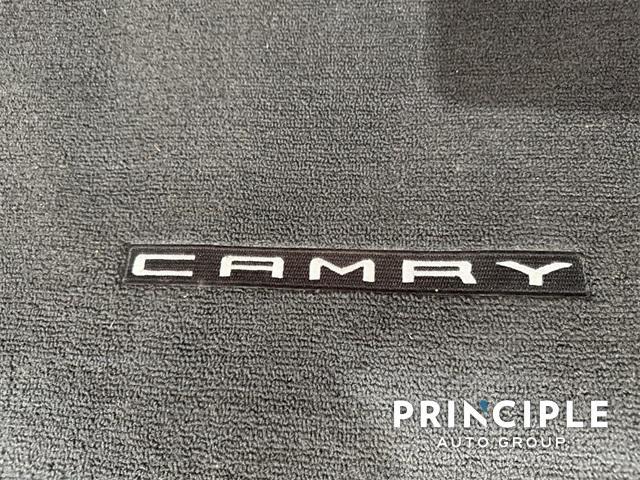 used 2018 Toyota Camry Hybrid car, priced at $17,000