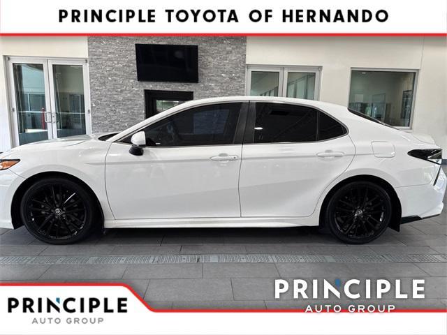 used 2018 Toyota Camry Hybrid car, priced at $17,000
