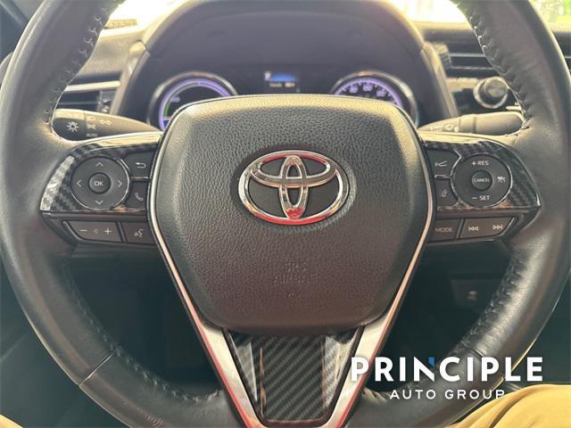 used 2018 Toyota Camry Hybrid car, priced at $17,000