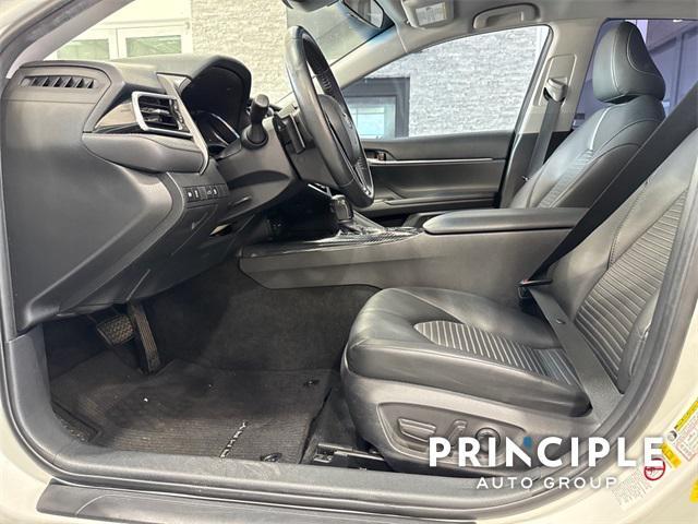 used 2018 Toyota Camry Hybrid car, priced at $17,000