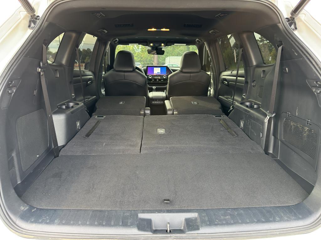 used 2023 Toyota Highlander car, priced at $37,830