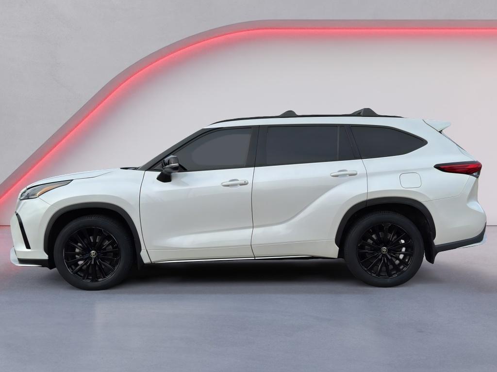 used 2023 Toyota Highlander car, priced at $37,830