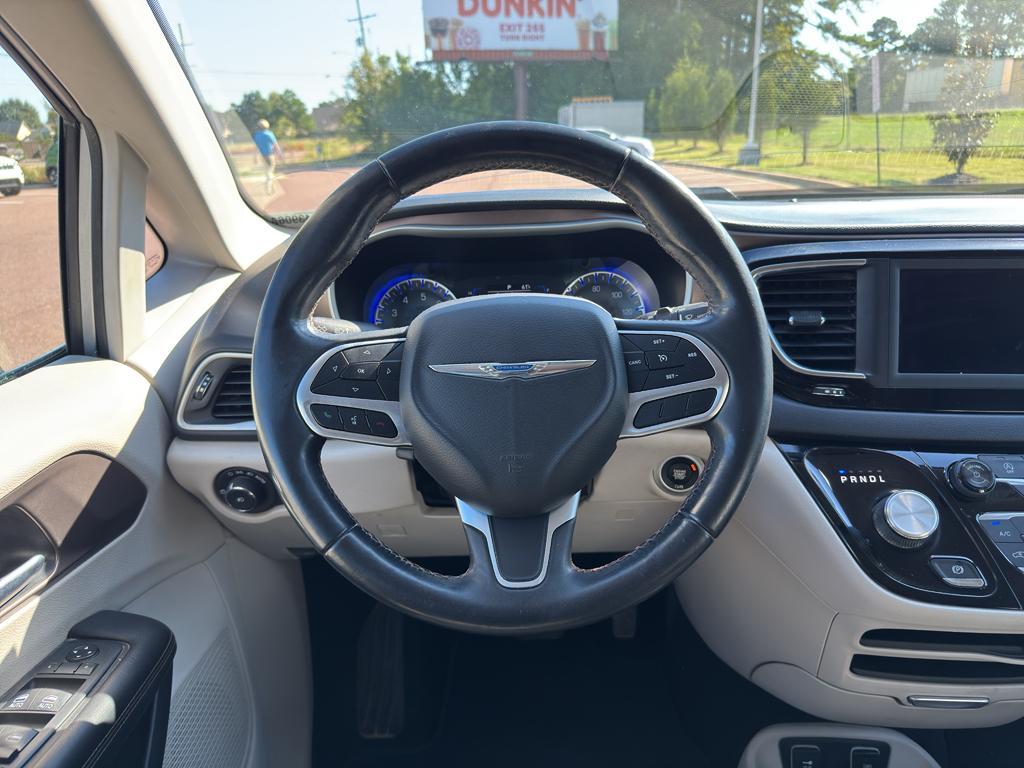 used 2018 Chrysler Pacifica car, priced at $9,580