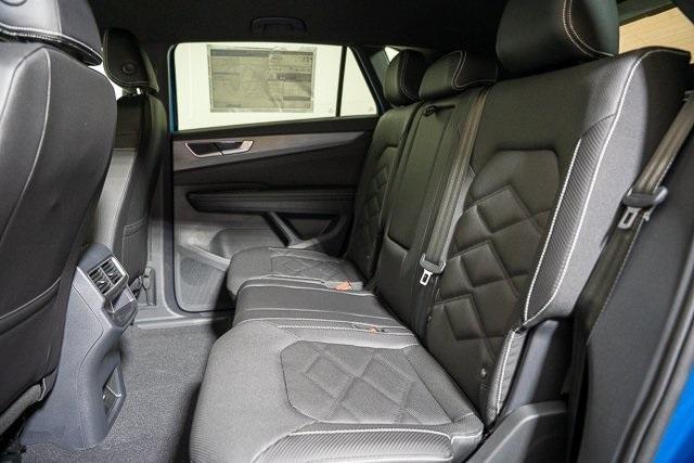 new 2025 Volkswagen Atlas Cross Sport car, priced at $39,390