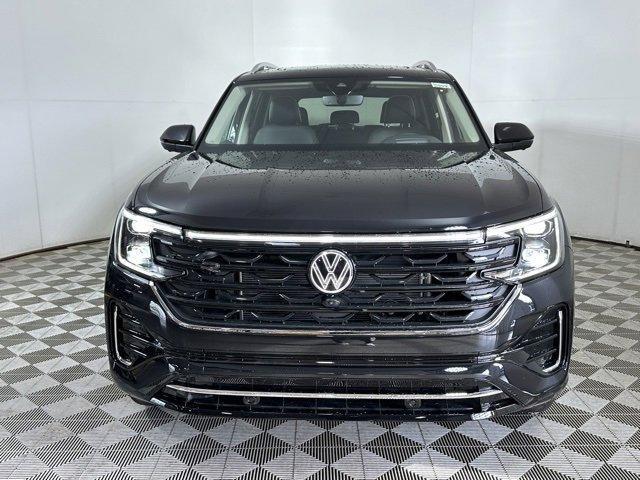 new 2024 Volkswagen Atlas car, priced at $50,474