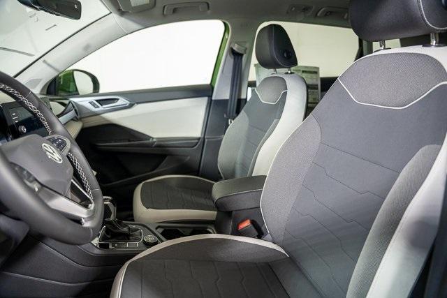 new 2025 Volkswagen Taos car, priced at $31,906