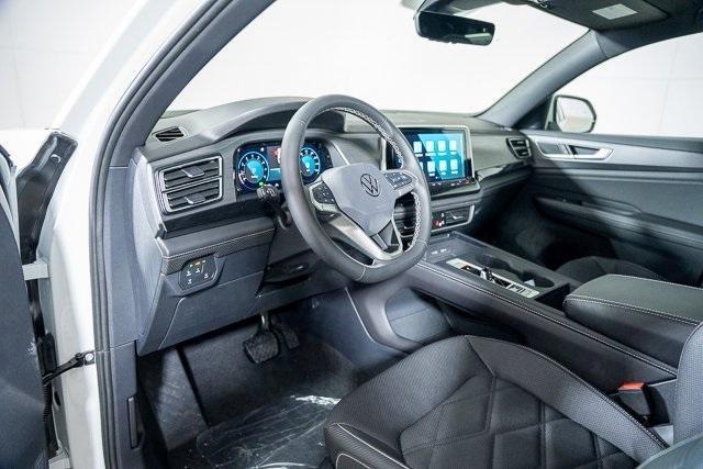 new 2025 Volkswagen Atlas Cross Sport car, priced at $39,322