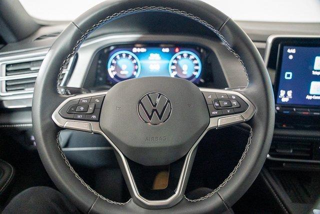 new 2025 Volkswagen Atlas Cross Sport car, priced at $38,322