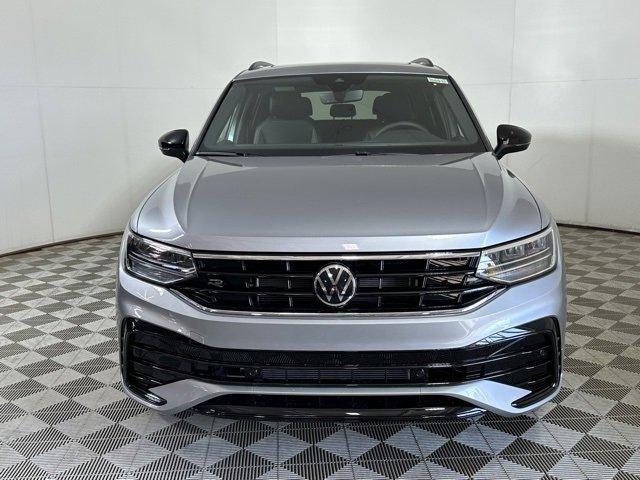 new 2024 Volkswagen Tiguan car, priced at $35,215