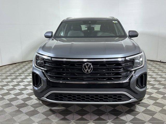 new 2024 Volkswagen Atlas Cross Sport car, priced at $40,404