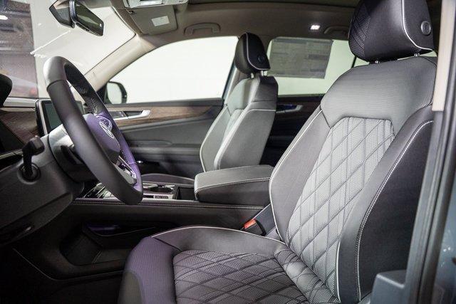 new 2025 Volkswagen Atlas car, priced at $56,653