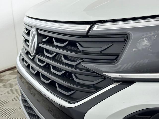 new 2025 Volkswagen Atlas Cross Sport car, priced at $44,510