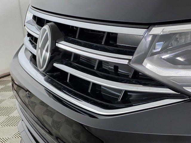 new 2024 Volkswagen Tiguan car