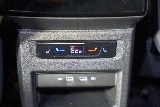 new 2025 Volkswagen ID.4 car, priced at $52,937