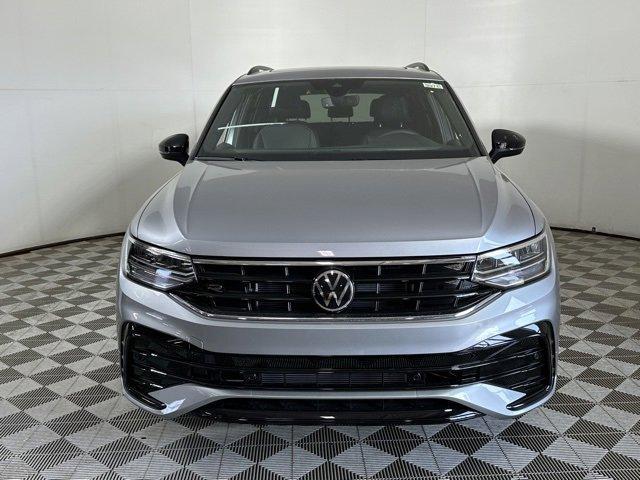 new 2024 Volkswagen Tiguan car, priced at $32,754