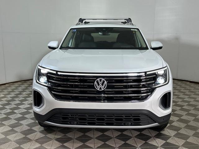 new 2025 Volkswagen Atlas car, priced at $49,637