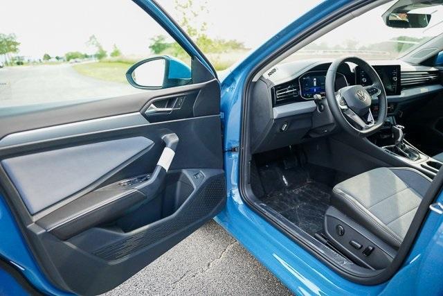 new 2025 Volkswagen Jetta car, priced at $24,677