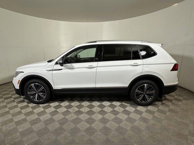 new 2024 Volkswagen Tiguan car, priced at $28,906