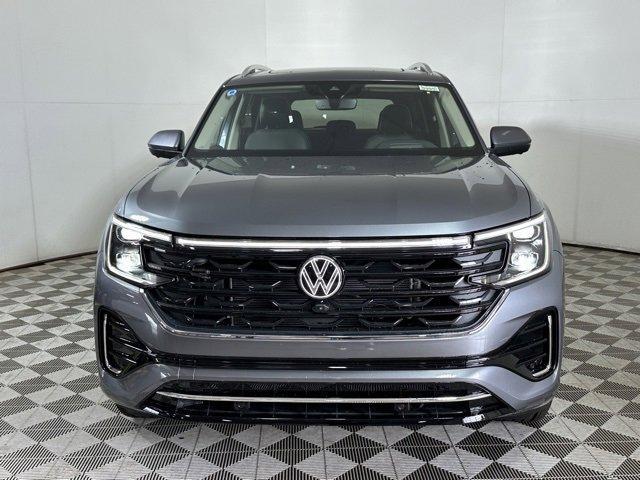 new 2024 Volkswagen Atlas car, priced at $50,474