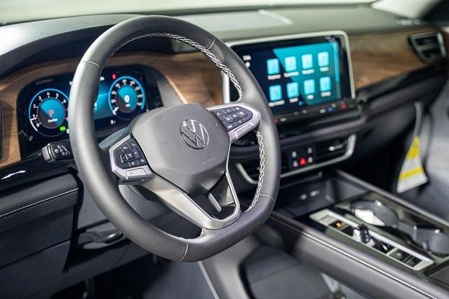 new 2025 Volkswagen Atlas car, priced at $44,753