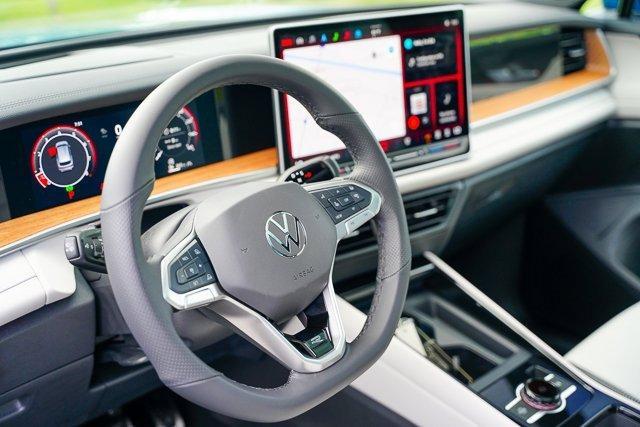 new 2025 Volkswagen Tiguan car