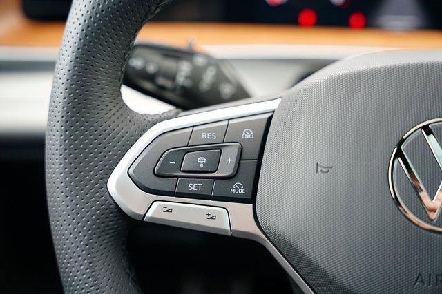 new 2025 Volkswagen Tiguan car