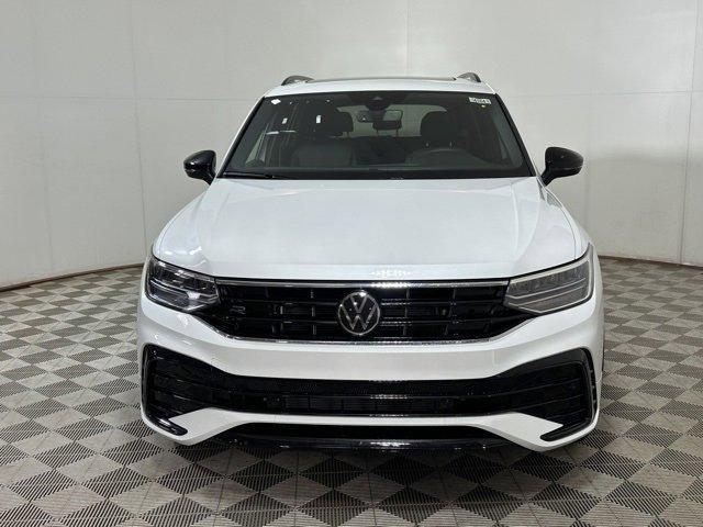 new 2024 Volkswagen Tiguan car, priced at $32,760