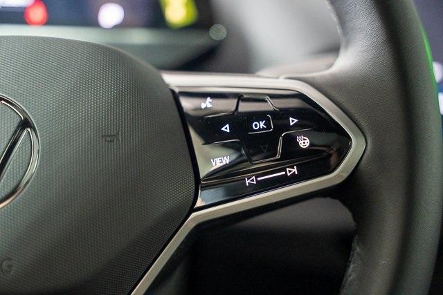 new 2025 Volkswagen ID.4 car, priced at $49,789