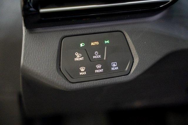 new 2025 Volkswagen ID.4 car, priced at $49,789