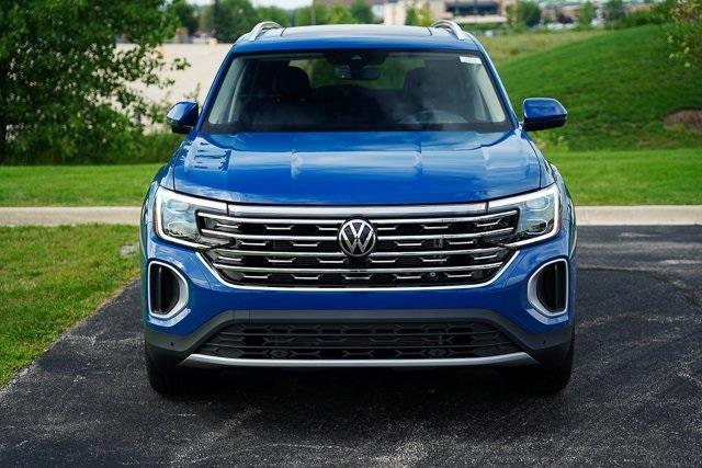 new 2025 Volkswagen Atlas car, priced at $46,422