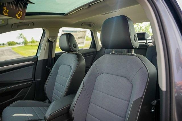 new 2025 Volkswagen Jetta car, priced at $27,546