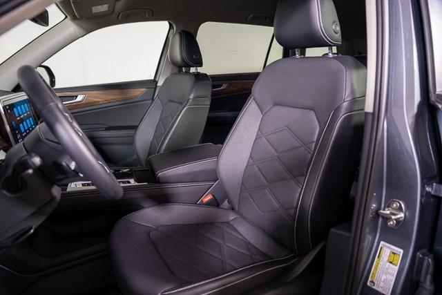 used 2024 Volkswagen Atlas car, priced at $38,392