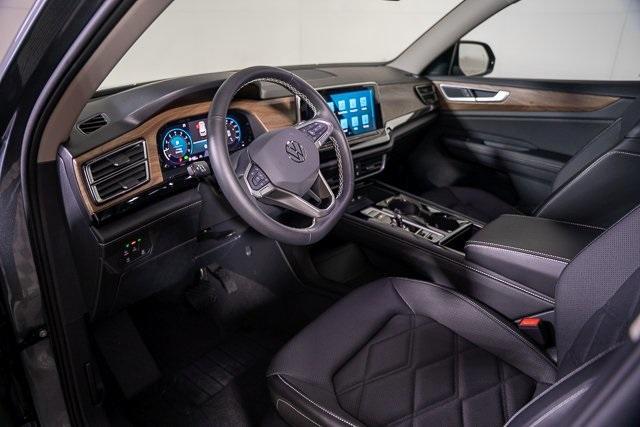 used 2024 Volkswagen Atlas car, priced at $38,392