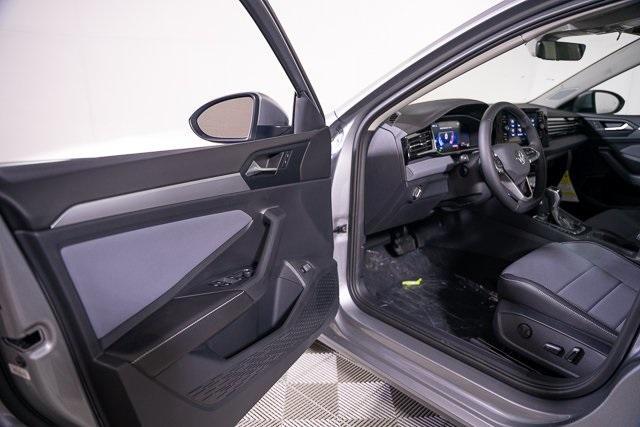 new 2025 Volkswagen Jetta car, priced at $27,546
