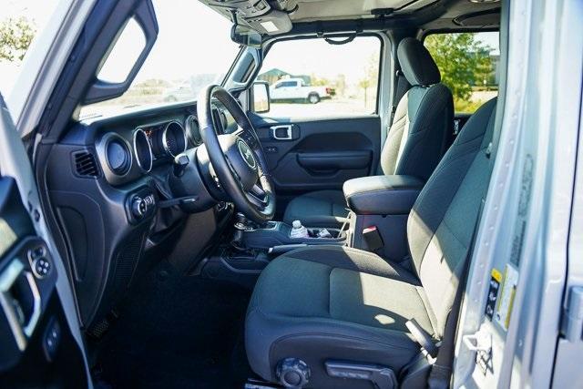 used 2022 Jeep Gladiator car, priced at $30,014