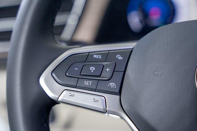 new 2025 Volkswagen Atlas car, priced at $52,960