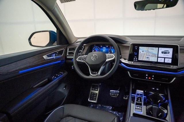 new 2025 Volkswagen Atlas car, priced at $53,903