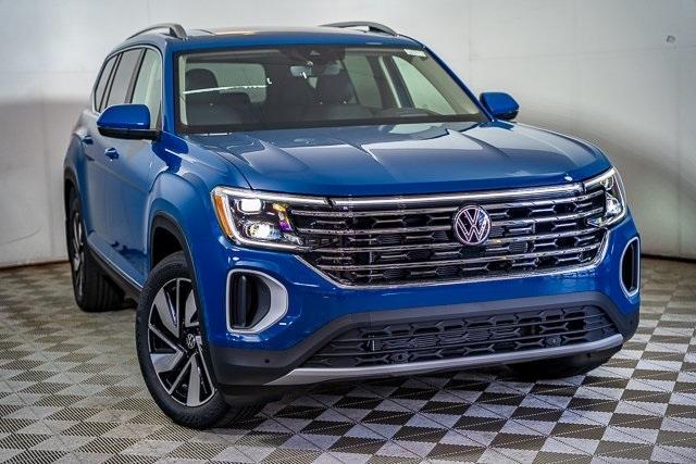 new 2025 Volkswagen Atlas car, priced at $46,666