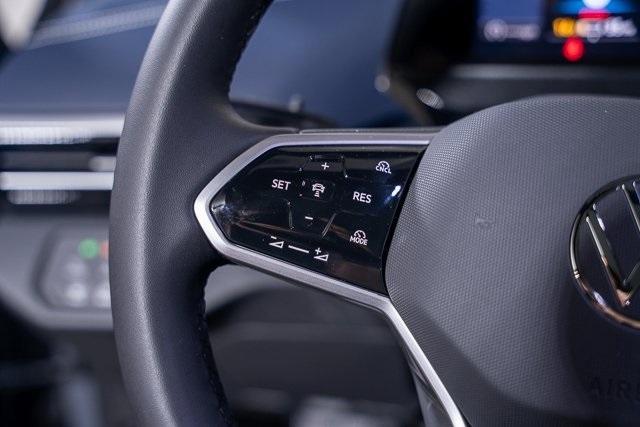new 2025 Volkswagen ID.4 car, priced at $50,312