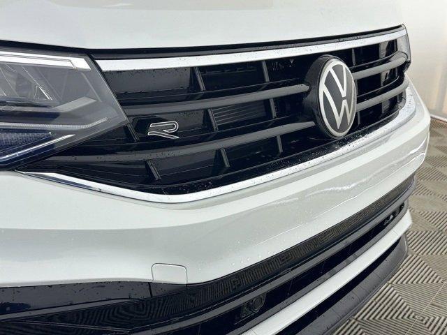 new 2024 Volkswagen Tiguan car, priced at $32,760