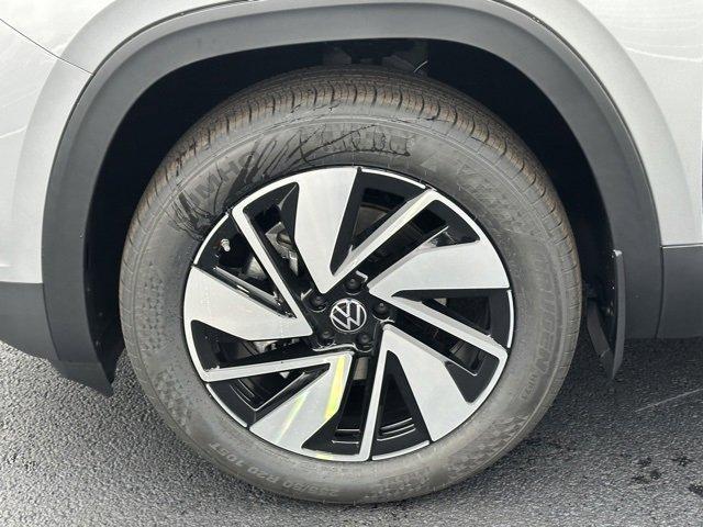 new 2026 Volkswagen Atlas car, priced at $46,010