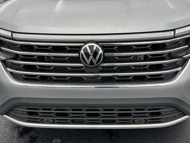 new 2026 Volkswagen Atlas car, priced at $46,010
