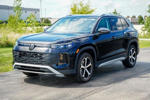 new 2025 Volkswagen Tiguan car, priced at $35,270