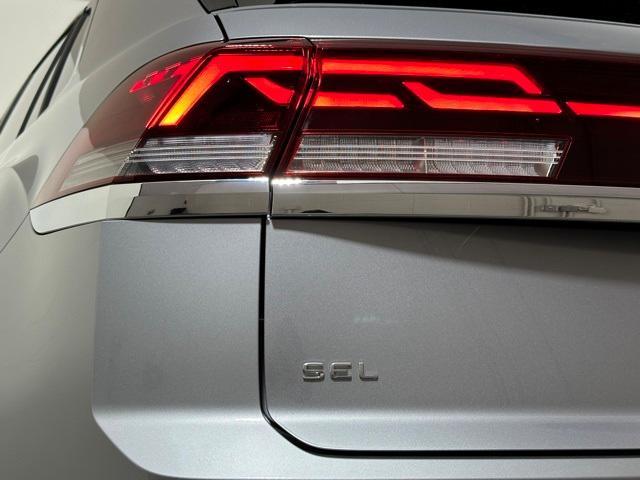 new 2024 Volkswagen Atlas Cross Sport car, priced at $46,817