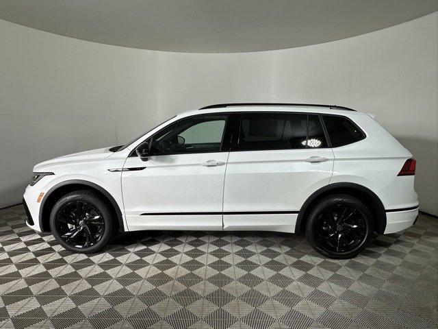 new 2024 Volkswagen Tiguan car, priced at $32,076