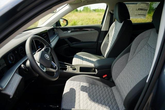 new 2025 Volkswagen Tiguan car, priced at $31,451