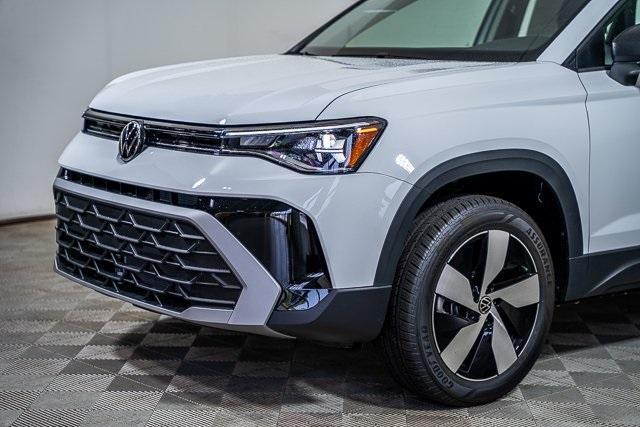 new 2025 Volkswagen Taos car, priced at $27,978